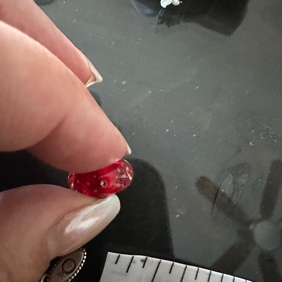 Pandora bracelet with one charm and red leather zip up case - Picture 4 of 6